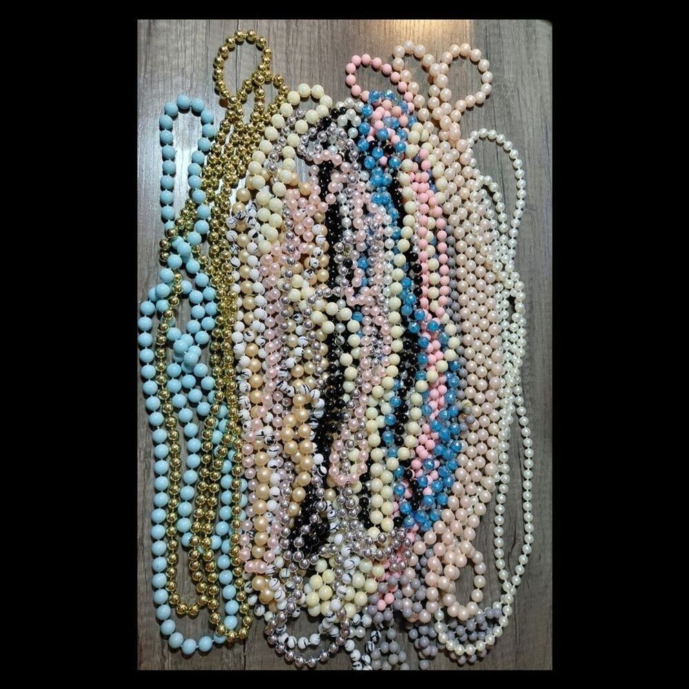 14 pc Vintage Beaded Necklaces